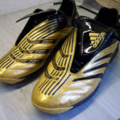 moderne Fußballschuhe