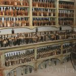 Sammlung alter Weinflaschen in Cadiz (Tio pepe)